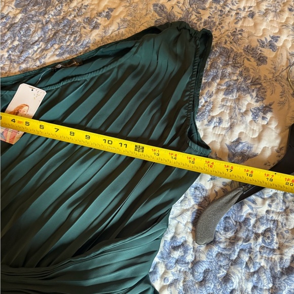 Chic Teal green One-Shoulder Pleated Dress - Picture 5 of 6